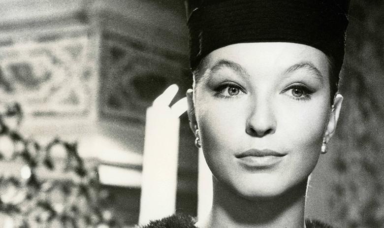 Французская актриса Марина Влади (настоящее имя — Марина Владимировна Полякова-Байдарова)