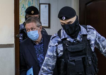 Столичные власти опровергли данные о платной госпитализации в Коммунарку