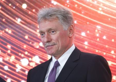«Ждать каких-то сиюминутных результатов»: Песков о контактах России и США
