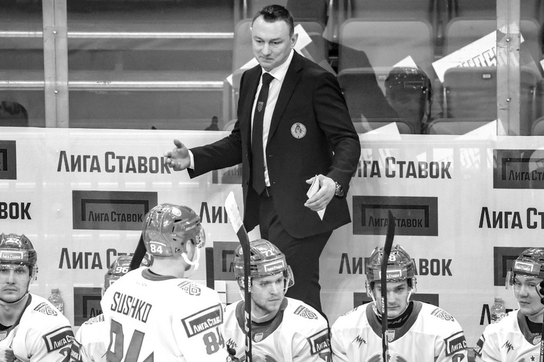 Главный тренер сборной Белоруссии по хоккею Константин Кольцов
