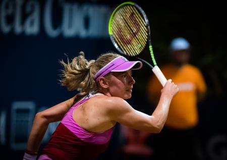 Александрова выиграла на старте турнира WTA в Палермо