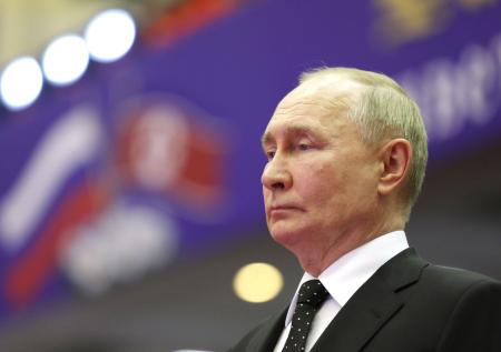 Путин: Россия работает над созданием центра ядерных технологий во Вьетнаме