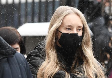 Вдова Градского уехала с кладбища, не дождавшись похорон мужа