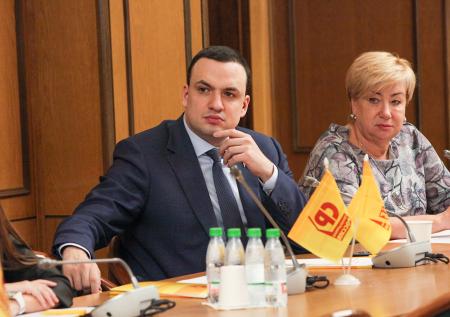 Депутат Госдумы призвал Билла Гейтса доказать непричастность к пандемии