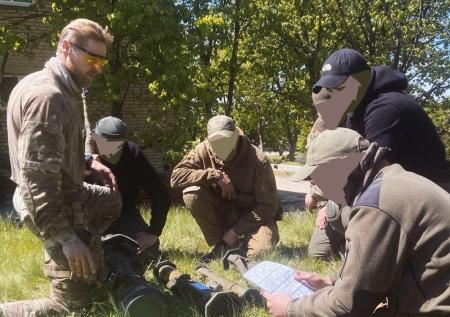 «Этих же тварей один раз уже изгоняли с Донбасса. Зачем вернули?»