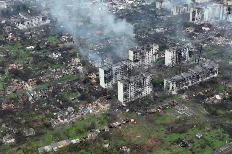 Многоэтажки в западной части Артёмовска
