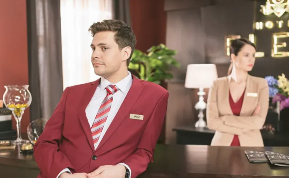 Кадр из сериала «Гранд»