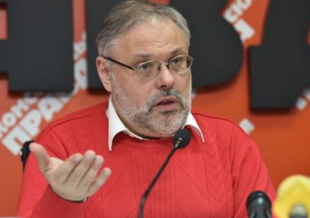 Хазин оценил кризис в экономике РФ и назвал Силуанова бухгалтером