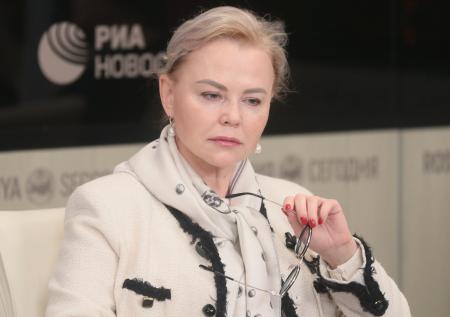 Косаченко отреагировала на смерть отца Виталия Петрова