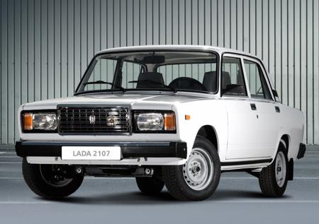Мошенники придумали схему с розыгрышем отечественных автомобилей