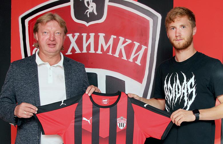 Александр Трошечкин (справа)