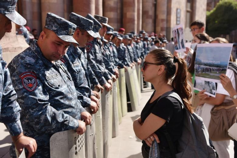 Протесты в Армении