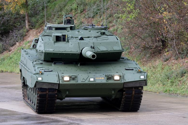 Шведский основной боевой танк Leopard 2A5 с обозначением «Stridsvagn 122»