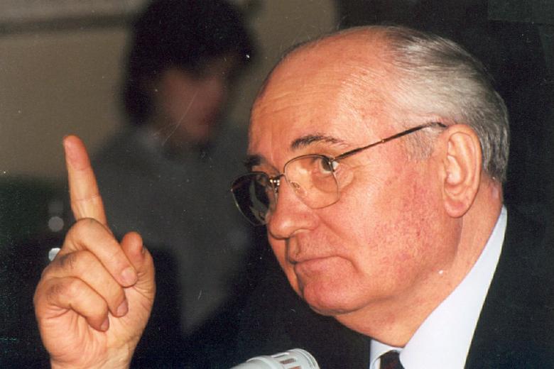 Михаил Горбачёв