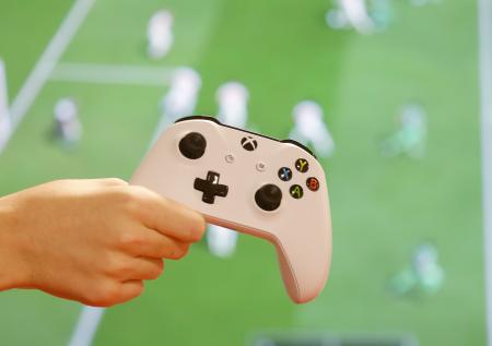 Microsoft снимает с производства Xbox One X и Xbox One S All-Digital