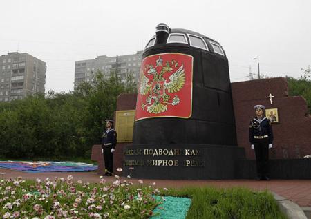 Адмирал Попов заявил о гибели «Курска» после столкновения с субмариной НАТО