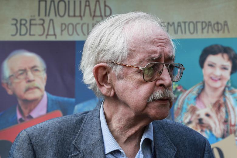 Василий Ливанов