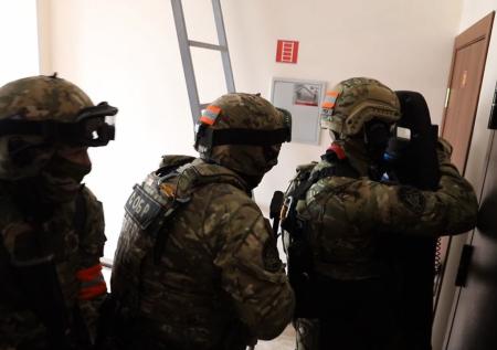 Группу экстремистов задержали в Омске