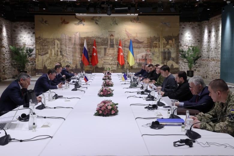 Российско-украинские переговоры во дворце Долмабахче в Стамбуле. 29 марта 2022 год