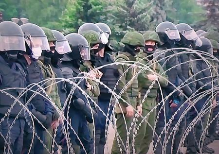 ОМОН в Гродно использовал против протестующих слезоточивый газ 