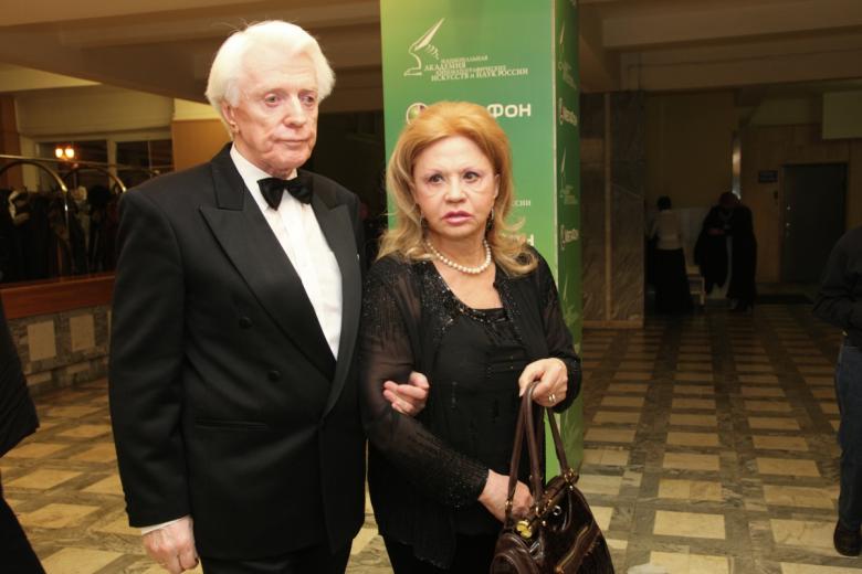 Супруги Олег Стриженов и Лионелла Пырьева, 2010 год