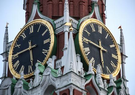 Куранты возобновили работу на Спасской башне Кремля