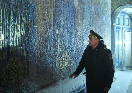 В РПЦ сочли необоснованным заявление священника на Шойгу из-за фресок