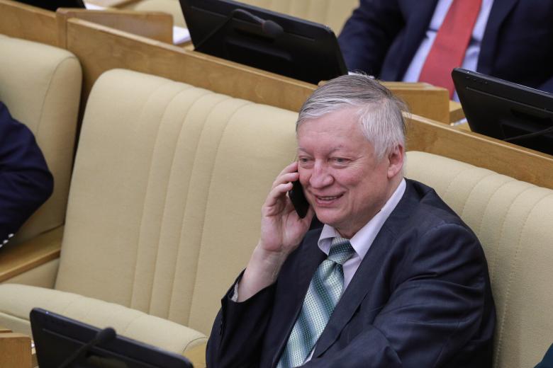 Анатолий Карпов