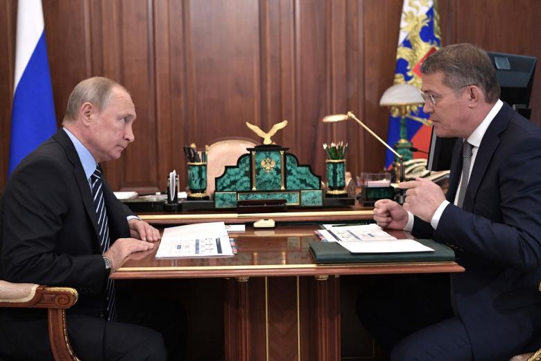 Президент РФ Владимир Путин и Радий Хабиров