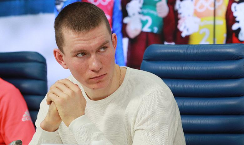 Лыжник Александр Большунов