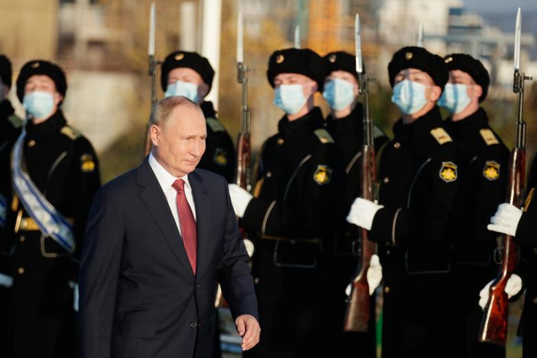 Россия. Крым. Севастополь. Президент России Владимир Путин в День народного единства на территории мемориального комплекса