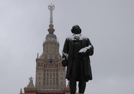 Омбудсмен заявила о буллинге семьи 9-летней студентки МГУ