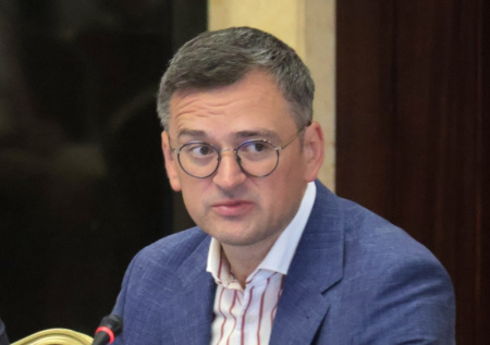 Экс-глава МИД Украины призвал сограждан больше обедать в ресторанах