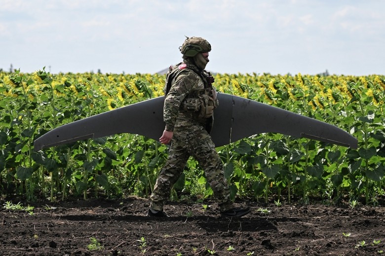 Боевая работа расчетов разведывательных БПЛА «Суперкам»