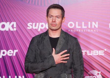 «Тревожный, контролирующий»: экс-возлюбленная Стаса Пьехи прервала молчание