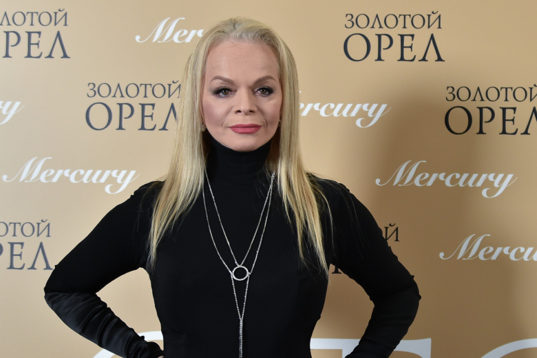 Лариса Долина