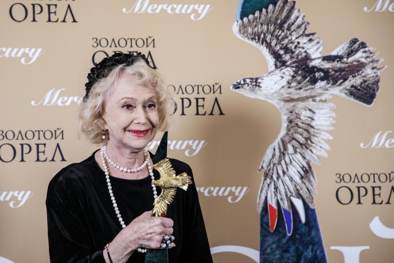 Светлана Немоляева