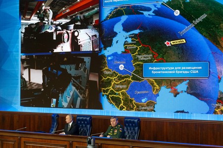 Шойгу показал Путину новейшую тактическую систему