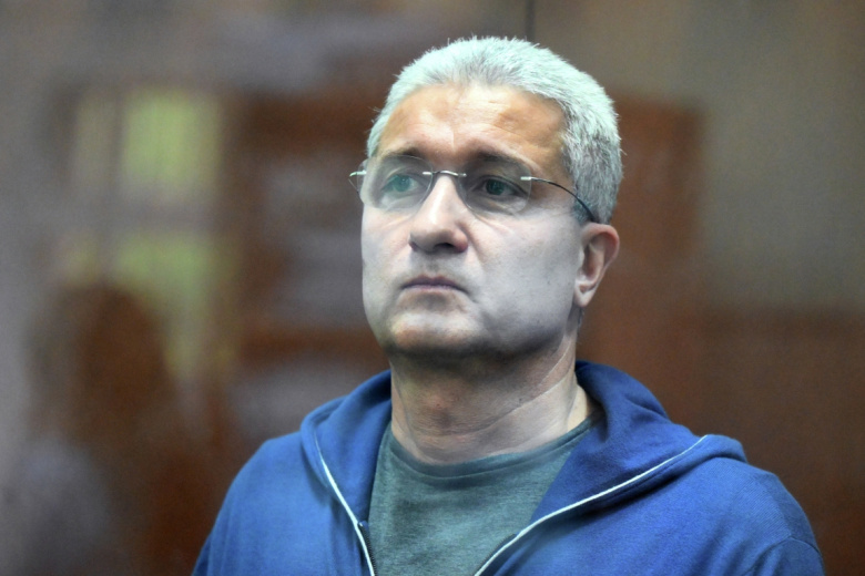 Тимур Иванов