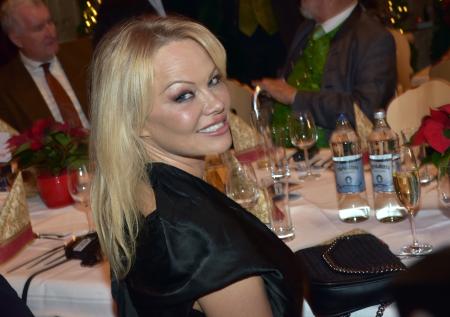 Памела Андерсон ушла от мужа спустя 12 дней брака
