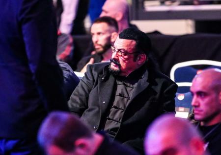 Стивен Сигал заявил о желании наладить отношения между США и РФ