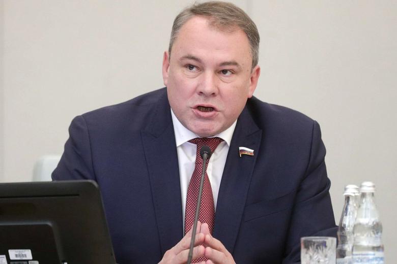Пётр Толстой