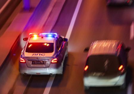 Baza: неизвестные на Porsche Cayenne открыли стрельбу в Новой Москве