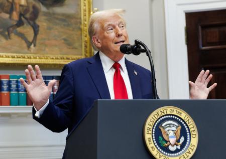 WSJ: первые указы Трампа погрузили правительство США в хаос