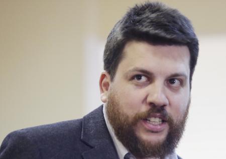 Экс-глава ФБК разъяснил ситуацию с возможным задержанием его отца
