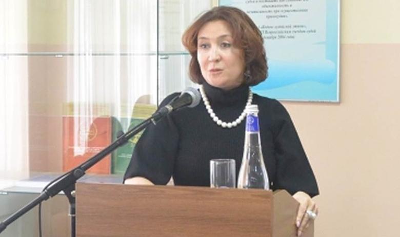 Елена Хахалева