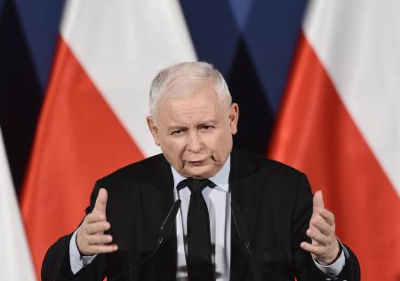 Качиньский поддержал идею размещения в Польше ядерного оружия НАТО