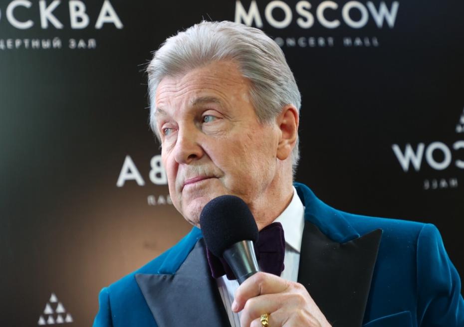 Лев Лещенко