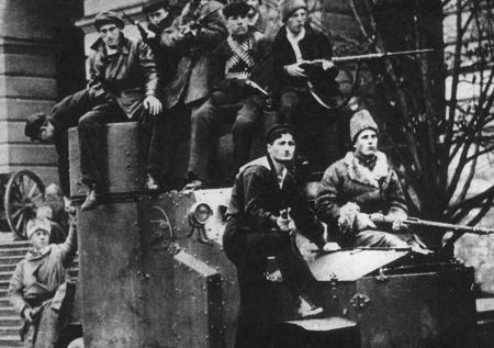 День, когда история остановилась, а потом рванула за горизонт