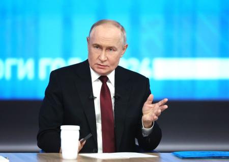 Стало известно, чего Путин потребовал от контрразведки на СВО